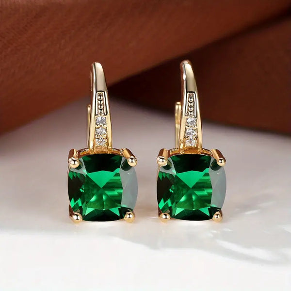 Klára – Pendientes colgantes con piedra cuadrada.