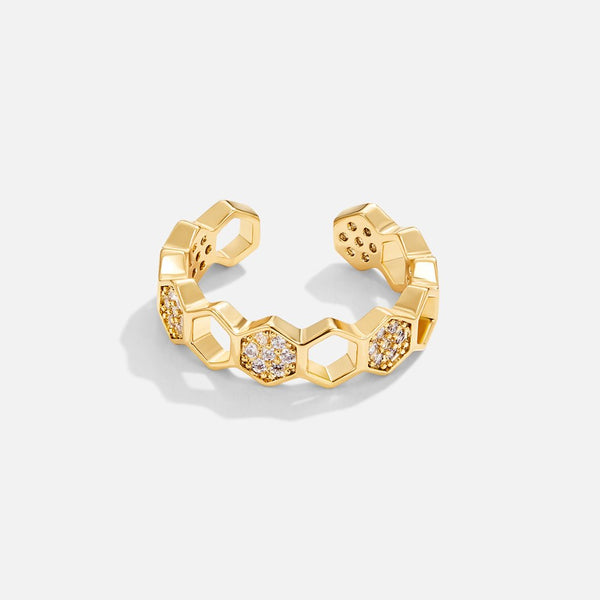 Friedrika – Anillo dorado con acento de perla.