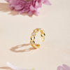 Friedrika – Anillo dorado con acento de perla.