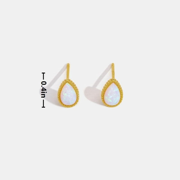 Melina – Pequeños aros dorados con un delicado hueco.