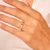 Elisa – Anillo de cristal con engaste solitario.