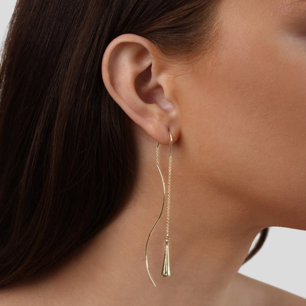 Felicie – Pendientes de oro con pequeño engaste.