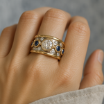Barbora - Anillo vintage de oro con incrustaciones y circonitas