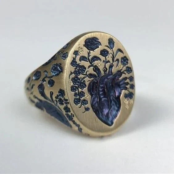 Anillo de Oro con Sello Floral Azul Vintage