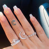 Anillo de plata con motivo de luna y estrellas