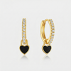 Theresia – Gold earrings with a gentle curve