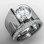 Anillo vintage plateado con zirconia brillante
