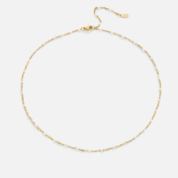 Milena – Short necklace with a smooth surface.