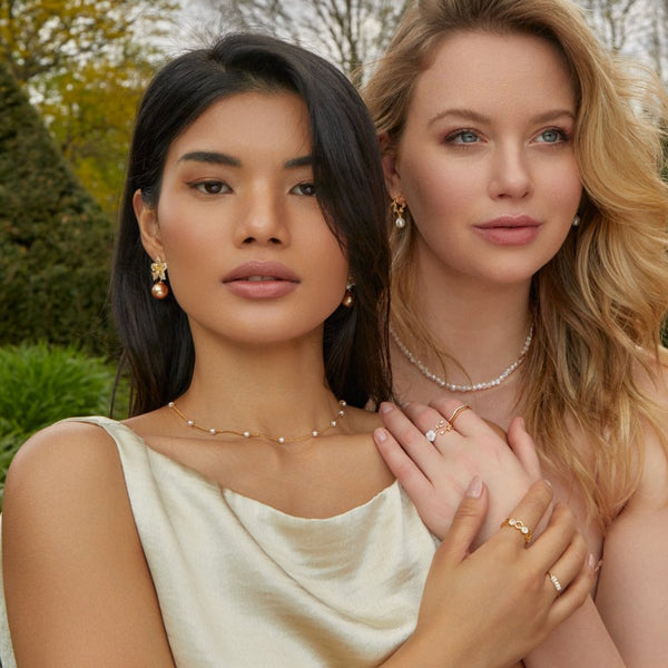 Miriam – Gold necklace with harmonious length.
