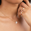 Jana – Collar doble con colgante redondo.
