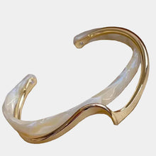 Ópalo Blanco Pulsera Elegante de Oro